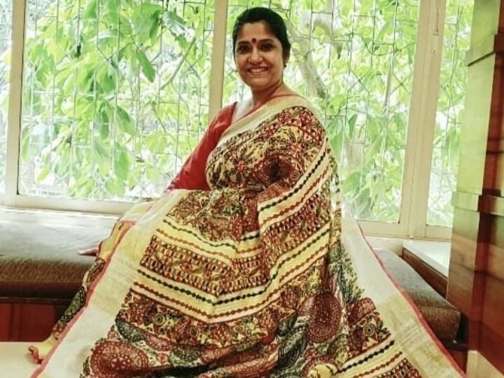 Renuka Shahane Says she rejected in audition today and not fear about it आज भी ऑडिशन में रिजेक्ट होती हैं Renuka Shahane, फिल्मों में काम के लिए यंग कलाकारों की दी ये नसीहत