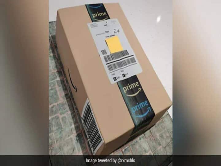 Viral: Is this Amazon package or cake? See you too Viral Photo: Amazon पैकेज की ये फोटो क्यों हो रही है वायरल, दिलचस्प है कारण