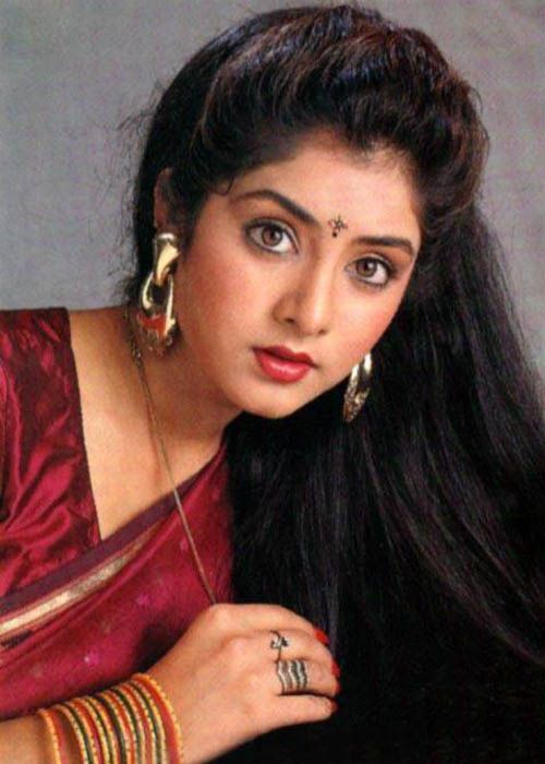 Divya Bharti Birth Anniversary : दिवंगत अभिनेत्री दिव्या भारती ने इस्लाम धर्म अपनाकर की थी साजिद नाडियाडवाला से शादी, पिता थे सख्त खिलाफ