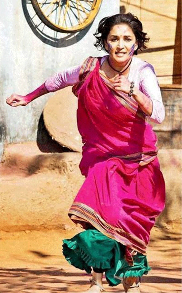 माधुरी दीक्षित - गुलाब गैंग में माधुरी दीक्षित और जूही चावला साथ नज़र आई थीं. ये फिल्म तो आपको याद ही होगी. इस फिल्म में माधुरी ने गजब को रोल निभाया था और उनकी दूसरी पारी की ये शानदार शुरुआत थी. (Source - social media)