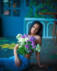 एक्ट्रेस दिव्या अग्रवाल के टॉपलेस फोटोशूट पर मचा बवाल, जानिए क्या है पूरा मामला