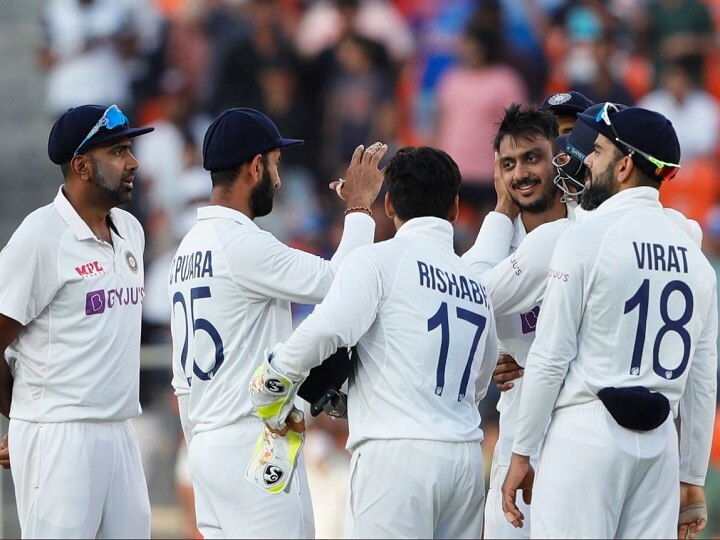IND Vs ENG 4th Test First Day Highlights, India score 24 runs for lose of one wicket till stumps IND Vs ENG 4th Test: इंडिया के गेंदबाजों के नाम रहा पहला दिन, अक्षर के सामने बेबस हुए इंग्लैंड के बल्लेबाज
