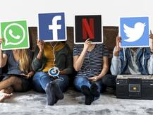 एक क्लिक पूरी जानकारी | OTT-सोशल मीडिया के लिए जारी की गईं नई गाइडलाइन्स का आप पर क्या असर होगा