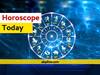 राशिफल 2 मार्च: मेष, कन्या, धनु, मकर और मीन राशि वाले इन चीजों से बचें, जानें आज का राशिफल