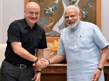 PM Modi Letter: पीएम मोदी का ये लेटर पाकर खुशी से झूमे अनुपम खेर, जानिए क्या लिखा है इसमें