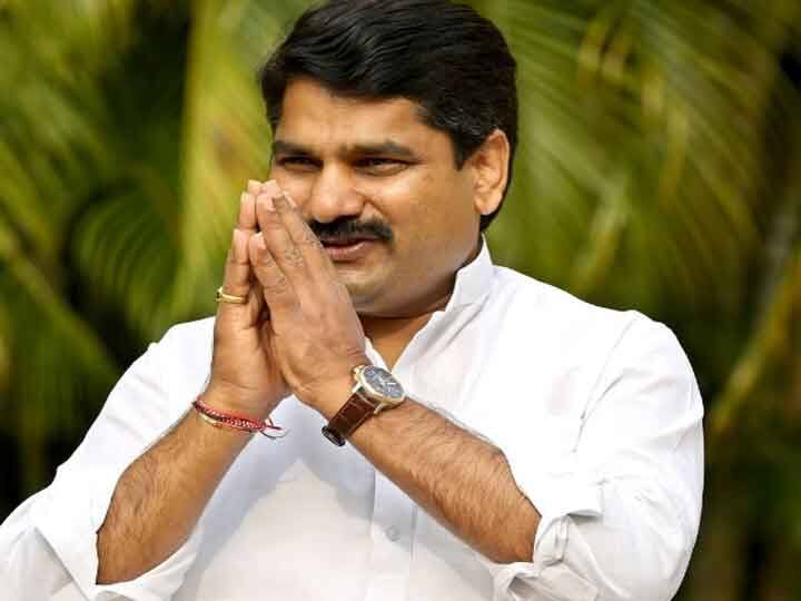 महाराष्ट्र के IT मंत्री बोले- सोशल मीडिया को लेकर केंद्र की गाइडलाइंस ‘तानाशाही’ वाला कदम Maharashtra's IT minister says Centers guidelines on social media is dictatorship महाराष्ट्र के IT मंत्री बोले- सोशल मीडिया को लेकर केंद्र की गाइडलाइंस ‘तानाशाही’ वाला कदम