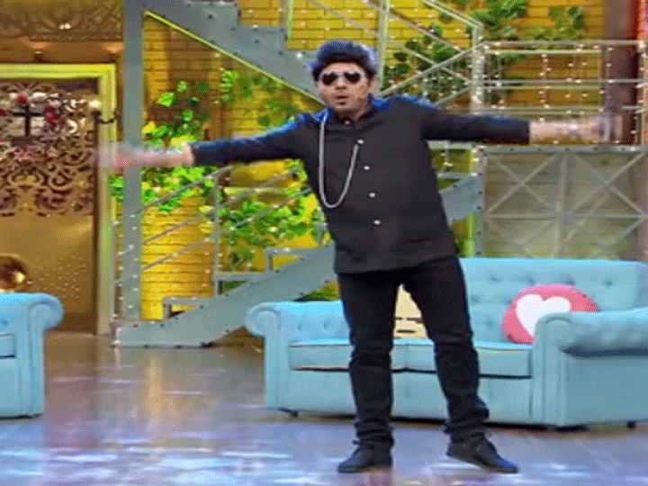 When Sudesh Lehri reached the stage in Mika Singh get up, watch Best comedy scene of Sudesh Lehri and Krishna Abhishek जब मीका के सामने उन्हीं के गेटअप में स्टेज पर पहुंचे सुदेश लहरी, Krushna Abhishek की जमकर की बेइज्ज़ती, देखकर हंसी नहीं रोक पाएंगे आप