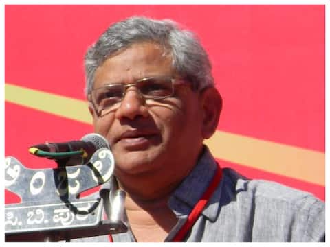 पश्चिम बंगाल चुनाव: सीताराम येचुरी बोले- बंगाल में त्रिशंकु विधानसभा हुई तो ममता मिला सकती हैं बीजेपी से हाथ पश्चिम बंगाल चुनाव: सीताराम येचुरी बोले- बंगाल में त्रिशंकु विधानसभा हुई तो ममता मिला सकती हैं बीजेपी से हाथ