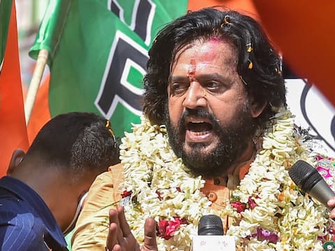 पीएम मोदी को धन्यवाद देना चाहिए क्योंकि उन्होंने सभी को गोत्र की याद दिला दी- रवि किशन पीएम मोदी को धन्यवाद देना चाहिए क्योंकि उन्होंने सभी को गोत्र की याद दिला दी- रवि किशन
