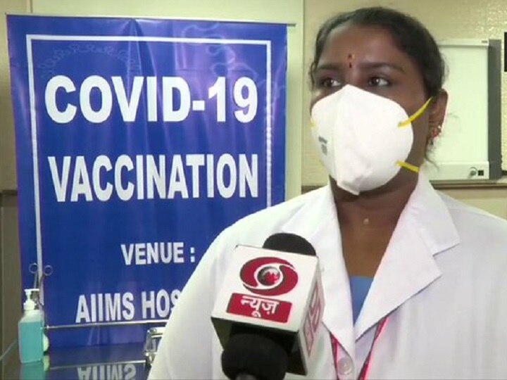 After first dose of corona vaccine inoculated to PM Modi know what Sister P Niveda said Corona Vaccine: जानें, जिस नर्स ने लगाया कोरोना वैक्सीन उससे क्या बोले प्रधानमंत्री मोदी