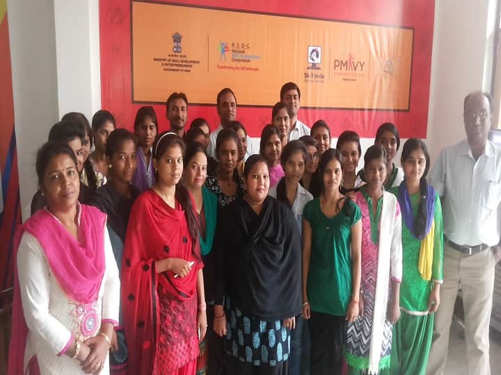 प्रधानमंत्री कौशल विकास योजना 3.0 : आठ लाख युवाओं को ट्रेनिंग देने का लक्ष्य, 717 जिलों में शुरू PMKVY 3.0: Target to train eight lakh youth, starts in 717 districts प्रधानमंत्री कौशल विकास योजना 3.0 : आठ लाख युवाओं को ट्रेनिंग देने का लक्ष्य, 717 जिलों में शुरू