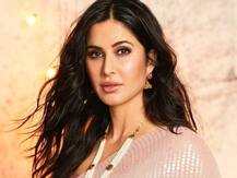 कुछ ऐसी लग्ज़री लाइफ जीती हैं Katrina Kaif, लंदन में है 2 करोड़ की कार से लेकर एक शानदार बंगला तक