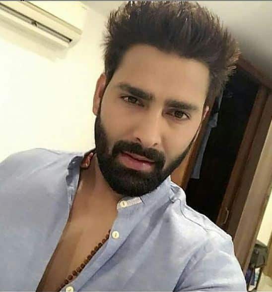 बिग बॉस सीजन 10 के विनर मनवीर गुर्जर  रहे थे .मनवीर गुर्जर को बतौर प्राइज मनी 40 लाख रुपए मिले थे.

