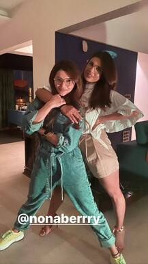 Bigg Boss के कंटेस्टेंट्स पर चढ़ा है पार्टी का खुमार. देखिए कैसे Rubina Dilaik और Rakhi Sawant ने मचाया पार्टी में धमाल