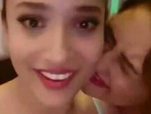 Rashmi Desai के साथ कुछ इस अंदाज़ में चिल करती नज़र आईं Ankita Lokhande, देखें वीडियो