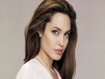 Winston Churchill Painting: एंजेलिना जोली ने 9.75 मिलियन में बेची अनोखी तस्वीर, जानिए क्या है इसकी खासियत ?