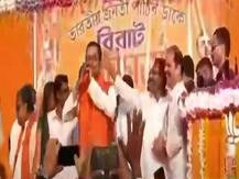 बंगाल चुनाव: BJP में आए एक नेता ने कान पकड़कर लगाई उठक-बैठक, कहा- TMC में जाना थी बड़ी भूल