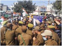 जम्मू: कांग्रेस कार्यकर्ताओं ने सचिवालय को घेरने की कोशिश, पेट्रोल-डीजल के बढ़ते दामों को लेकर जताया आक्रोश