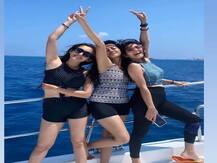 BFF: Helly Shah, Tanya Sharma और Kritika Sharma मालदीव में मना रही हैं छुट्टियां, देखे फोटोज