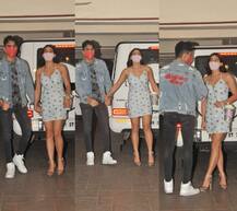 Pics: देर रात भाई इब्राहिम के साथ बिंदास लुक में सैफ-करीना के घर पहुंची सारा अली खान, ड्रेस के हो रहे हैं खूब चर्चे