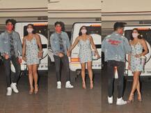 Pics: देर रात भाई इब्राहिम के साथ बिंदास लुक में सैफ-करीना के घर पहुंची सारा अली खान, ड्रेस के हो रहे हैं खूब चर्चे