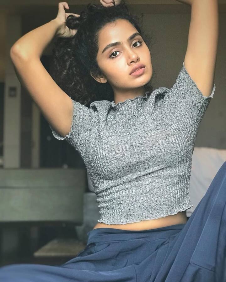 अनुपमा ने फिल्म प्रेरम से एक्टिंग की दुनिया में कदम रखा था. डेब्यू फिल्म में ही एक्ट्रेस ने दर्शकों के दिलों में अपनी जगह बना ली थी.