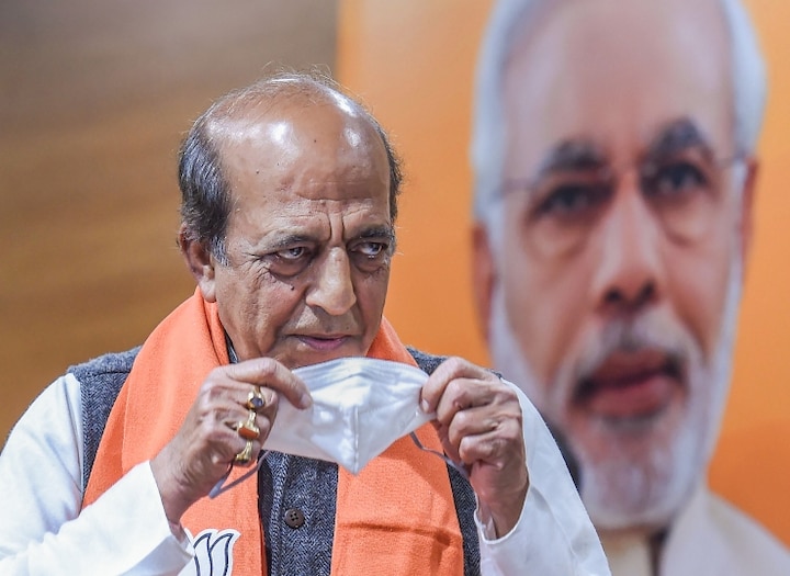 TMC Statement on Dinesh trivedi bjp joining incident दिनेश त्रिवेदी ने थामा BJP का दामन, TMC ने कहा- उन्होंने पार्टी के साथ विश्वासघात किया