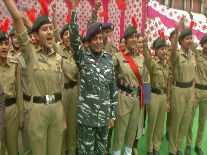 Jammu, CPRF organize camp to motive girls to join Army services ANN जम्मू: आतंकियों से दो हाथ करने के लिए आगे आ रही हैं जम्मू कश्मीर की बेटियां