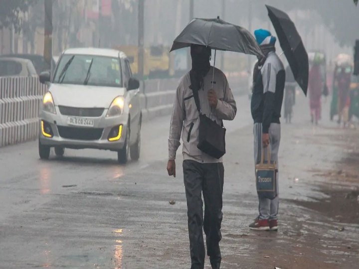 Rain expected in northwest part of country till March 24, after this temperature will also increase देश के उत्तर-पश्चिम हिस्से में 24 मार्च तक बारिश की संभावना, इसके बाद तापमान में होगी बढ़ोतरी