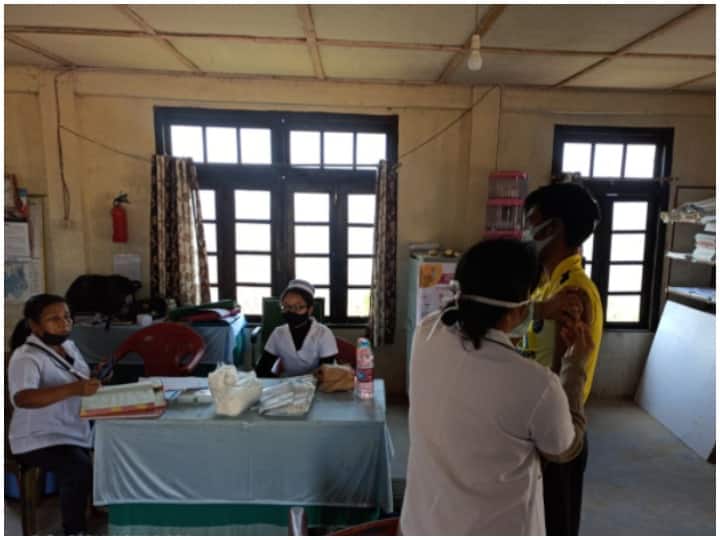 Covid-19 vaccination drive needs to pick up pace by at least six fold in Delhi, say experts दिल्ली में कोविड-19 टीकाकरण अभियान को छह गुना तेज गति पर ले जाने की है जरूरत- एक्सपर्ट्स