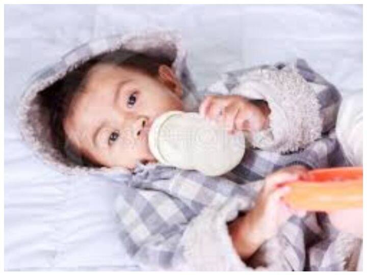 Diet Tips For Babies: छोटे बच्चों को भूलकर भी न खिलाएं ये फूड, हो सकती है मेडिकल समस्या Diet Tips For Babies: Do not feed your babies these some foods Diet Tips For Babies: छोटे बच्चों को भूलकर भी न खिलाएं ये फूड, हो सकती है मेडिकल समस्या