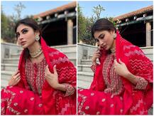 In Pics: शादी की खबरों के बीच सुर्ख रंग में सजी मौनी रॉय की तस्वीरें वायरल, तो क्या शुरू हुईं शादी की रस्में!