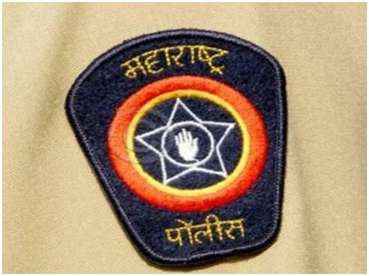 मनसुख हिरेन मौत मामले में अज्ञात शख्स के खिलाफ FIR दर्ज, लगाई गईं ये धाराएं Maharashtra ATS lodged FIR against unknown man in Mansukh Hiren death case surfaced car was found outside Mukesh Ambani house मनसुख हिरेन मौत मामले में अज्ञात शख्स के खिलाफ FIR दर्ज, लगाई गईं ये धाराएं