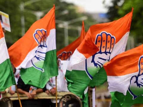 गिरिराज सिंह के विवादित बयान से भड़की कांग्रेस, CM नीतीश और PM मोदी से की ये मांग गिरिराज सिंह के विवादित बयान से भड़की कांग्रेस, CM नीतीश और PM मोदी से की ये मांग