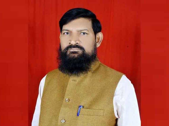 बेटा लापता होने पर शख्स ने बीजेपी विधायक को दी धमकी, कहा- दौड़ाकर गोली मारूंगा BJP MLA dinanath bhaskar gets life threat on phone call accused apologize latter ANN बेटा लापता होने पर शख्स ने बीजेपी विधायक को दी धमकी, कहा- दौड़ाकर गोली मारूंगा