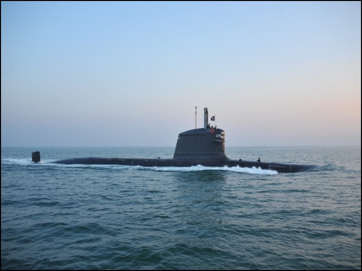 Indian Navy to commission scorpene class submarine INS Karanj on 10 March ANN नौसेना के जंगी बेड़े में शामिल होगी स्कोर्पिन क्लास सबमरीन INS करंज, समुद्री ताकत में होगा इज़ाफा