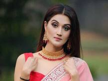 केंद्रीय मंत्री रमेश पोखरियाल निशंक की बेटी आरूषि निशंक करेंगी बॉलीवुड में डेब्यू, देखें तस्वीरें