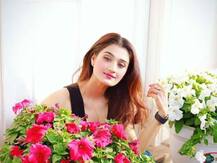 केंद्रीय मंत्री रमेश पोखरियाल निशंक की बेटी आरूषि निशंक करेंगी बॉलीवुड में डेब्यू, देखें तस्वीरें