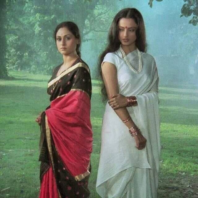 इस दौरान एक्ट्रेस रेखा खुद के अमिताभ के साथ रिश्ते को लेकर काफी बेबाक हुआ करती थीं. कहते हैं कि एक बार मीडिया को दिए इंटरव्यू में रेखा ने इशारों-इशारों में जया बच्चन पर निशाना तक साधते हुए उन्हें 'बेचारी औरत' कह दिया था.