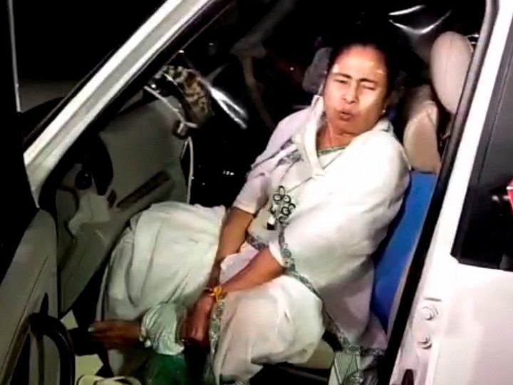 How West Bengal Chief Minister injured and what SoP for her security ann सीएम ममता बनर्जी नंदीग्राम में कैसे हुईं घायल? जानें- सुरक्षा में लगी एजेंसी ने क्या कहा