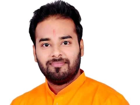 करणी सेना के राष्ट्रीय अध्यक्ष के बेटे की संदिग्ध परिस्थितियों में मौत, परिजन बोले- ये हत्या है करणी सेना के राष्ट्रीय अध्यक्ष के बेटे की संदिग्ध परिस्थितियों में मौत, परिजन बोले- ये हत्या है