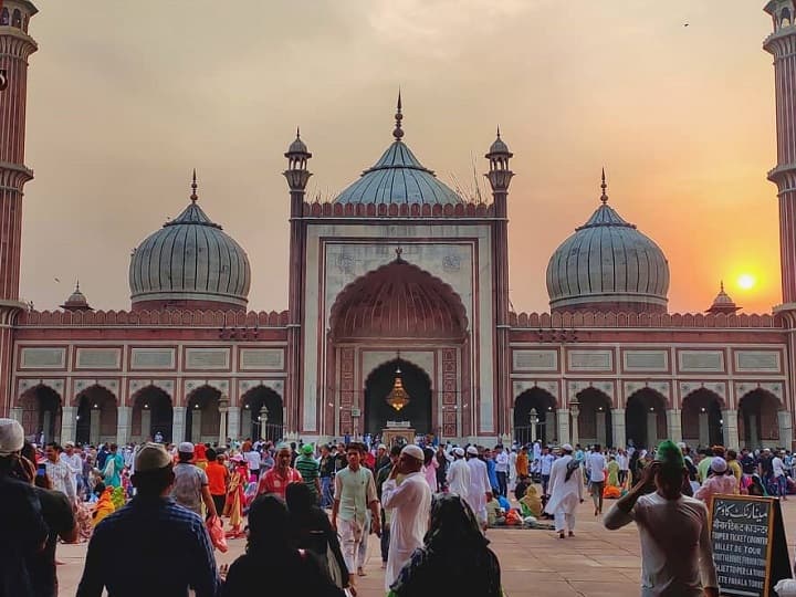 Shab E Meraj 2021: जानिए कब है शब-ए-मेराज, क्यों मनाया जाता है यह दिन और इस्लाम में क्या है इसका महत्व Shab E Meraj 2021: Know when is Shab-e-Meraj, why is this day celebrated and what is its importance in Islam Shab E Meraj 2021: जानिए कब है शब-ए-मेराज, क्यों मनाया जाता है यह दिन और इस्लाम में क्या है इसका महत्व