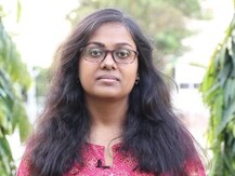 IAS Success Story: आईआईटी से पढ़ाई के बाद अच्छी नौकरी मिली, लेकिन समाज सेवा के लिए गुंजन ने चुना यूपीएससी का सफर