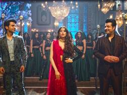 Roohi Review: कहानी में उलझी जाह्नवी-राजकुमार की अदाकारी, कमजोर स्क्रिप्ट ने मेहनत पर फेरा पानी