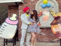 Shehnaaz Gill ने दिलजीत दोसांझ के साथ फ्लांट किया बेबी बंप, Viral हो रही तस्वीरों को देख फैंस पूछ रहे ये कब हुआ?