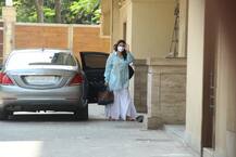 Bebo In The Town: दूसरे बच्चे के जन्म के बाद पहली बार दोस्तों के साथ हैंगहाउट करने निकली करीना कपूर खान, देखिए तस्वीरें