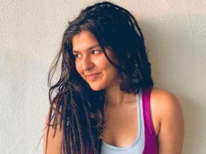 Taarak Mehta Ka Ooltah Chashmah Nidhi Bhanushali is the best singer shared her video Taarak Mehta Ka Ooltah Chashmah: Nidhi Bhanushali है बेहतरीन सिंगर, शेयर किया वीडियो