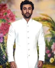 In Pics: महाराष्ट्र में बढ़ते मामलों के बीच कई बॉलीवुड सितारों को हुआ कोरोना, जानिए कौन-कौन हैं लिस्ट में शामिल