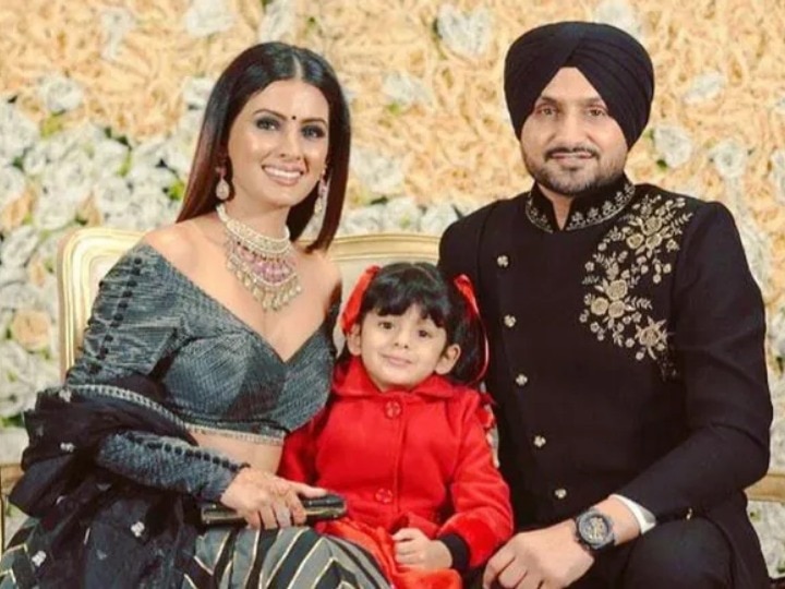 Geeta Basra Heard The Good News Harbhajan Singh Is Going To Become A Father For The Second Time Jibeop Com Her father, mahavir singh phogat is a former wrestler and. geeta basra heard the good news