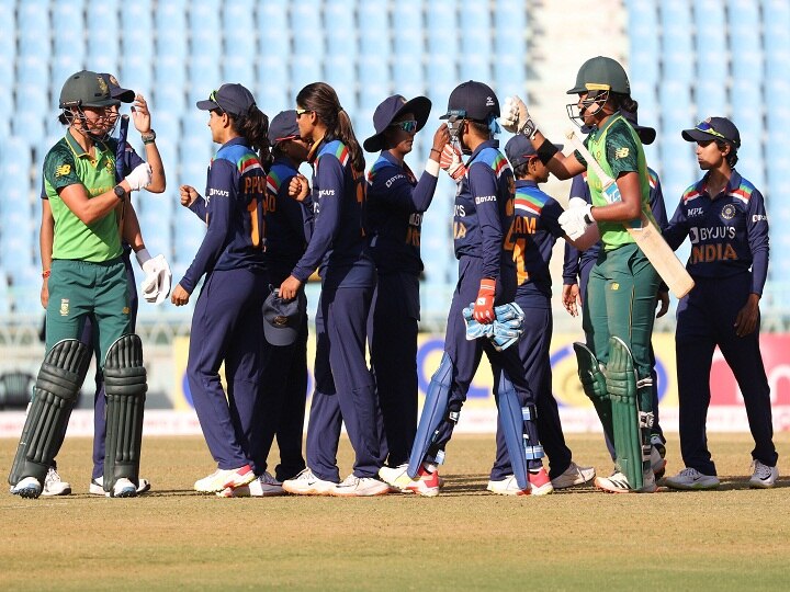 India women vs South Africa women 4th ODI South Africa beats India by seven wickets to win ODI series India Women vs South Africa Women: साउथ अफ्रीका ने भारतीय महिला टीम को दी मात, नाम की सीरीज